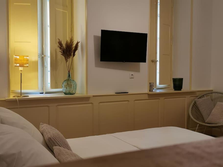 Le 5 * Carcassonne